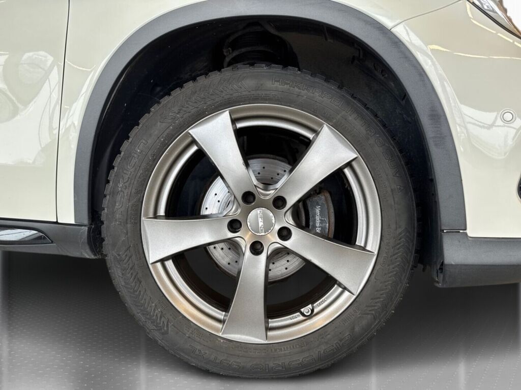 Mercedes-Benz GLA 2016 Valkoinen