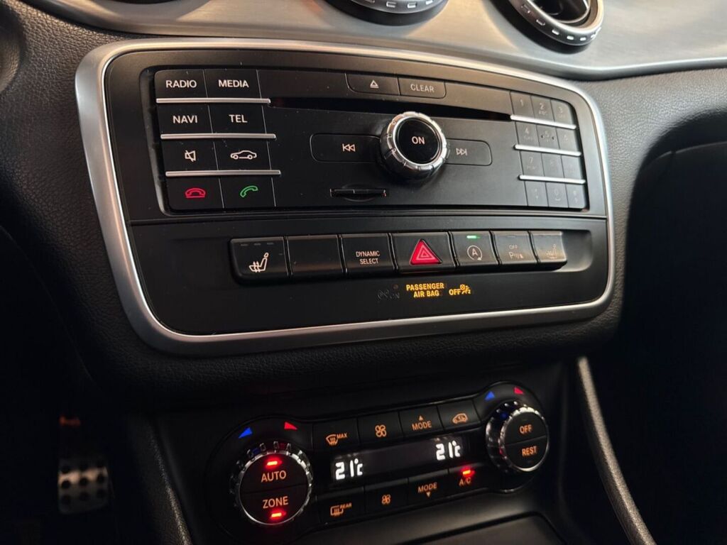 Mercedes-Benz GLA 2016 Valkoinen