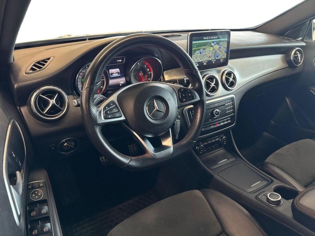 Mercedes-Benz GLA 2016 Valkoinen