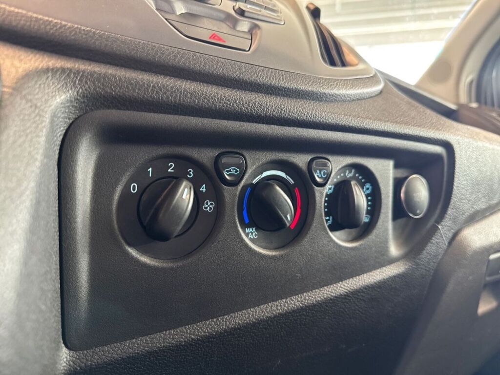 Ford Transit 2017 Harmaa