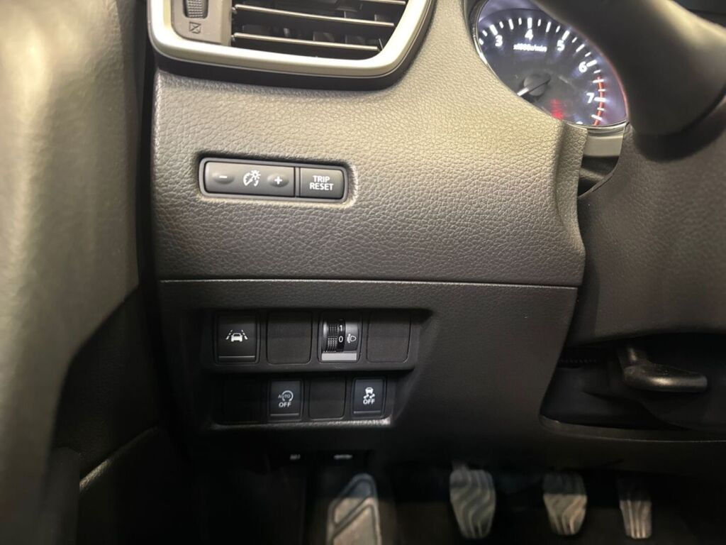 Nissan Qashqai 2017 Valkoinen