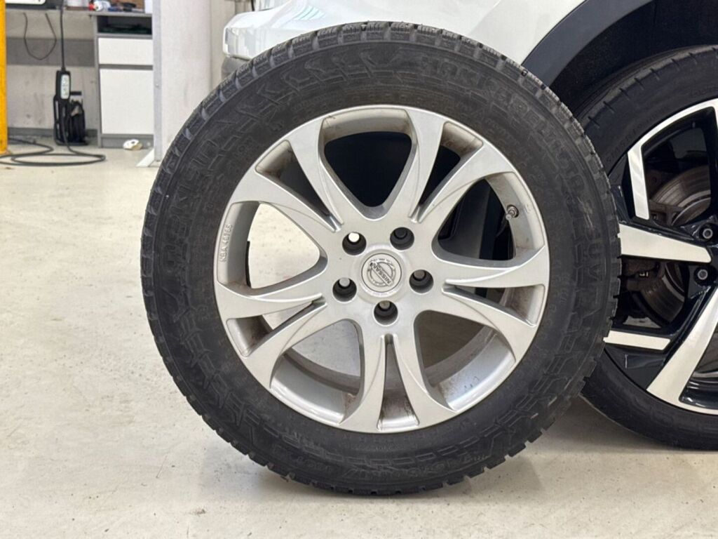 Nissan Qashqai 2017 Valkoinen