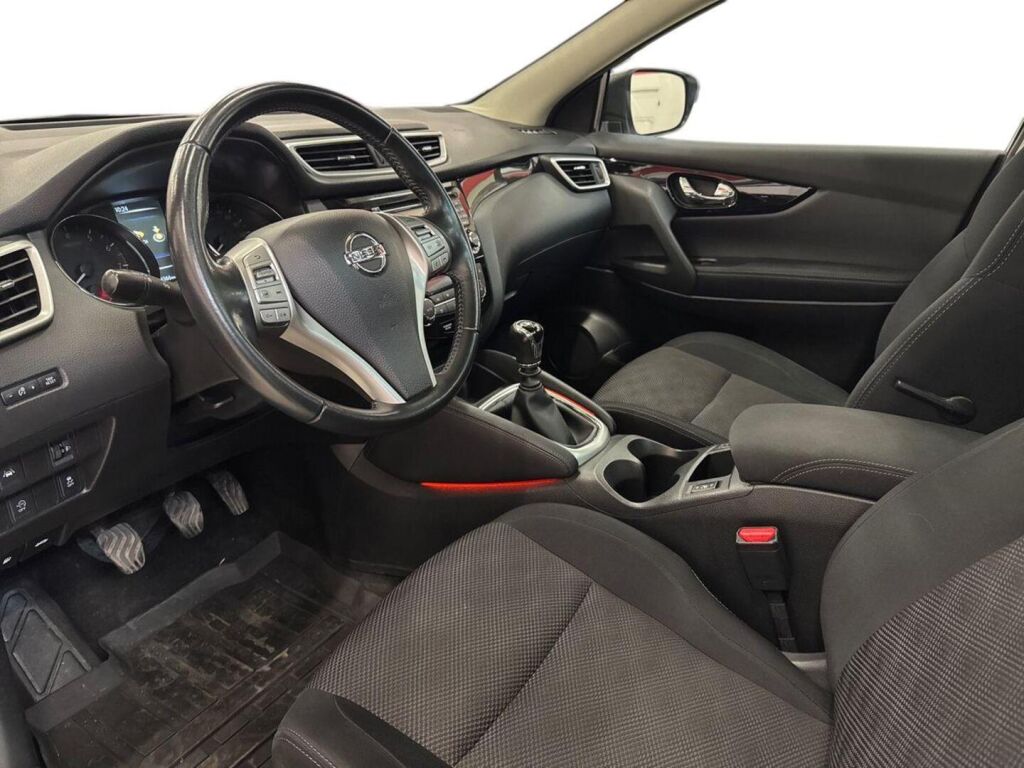 Nissan Qashqai 2017 Valkoinen