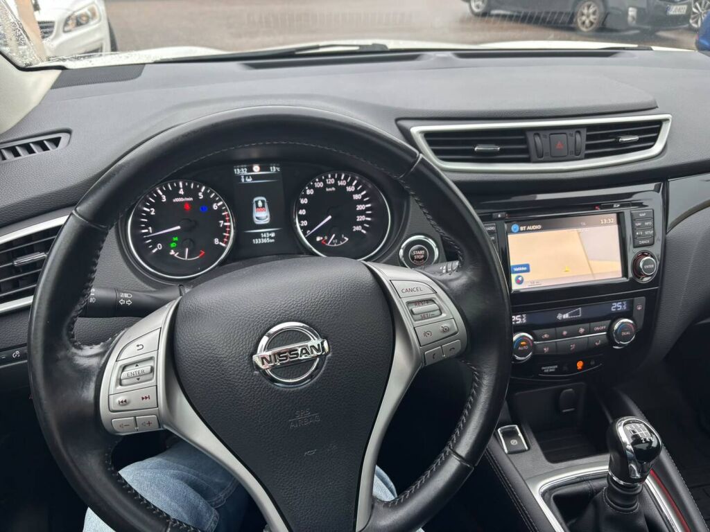 Nissan Qashqai 2017 Valkoinen