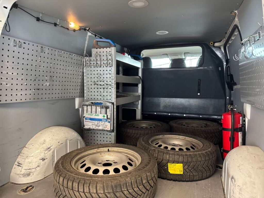 Mercedes-Benz Vito 2017 Valkoinen