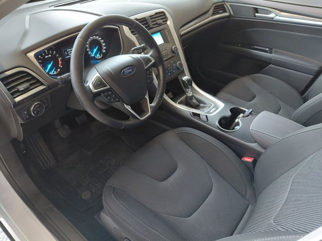 Ford Mondeo 2017 Valkoinen