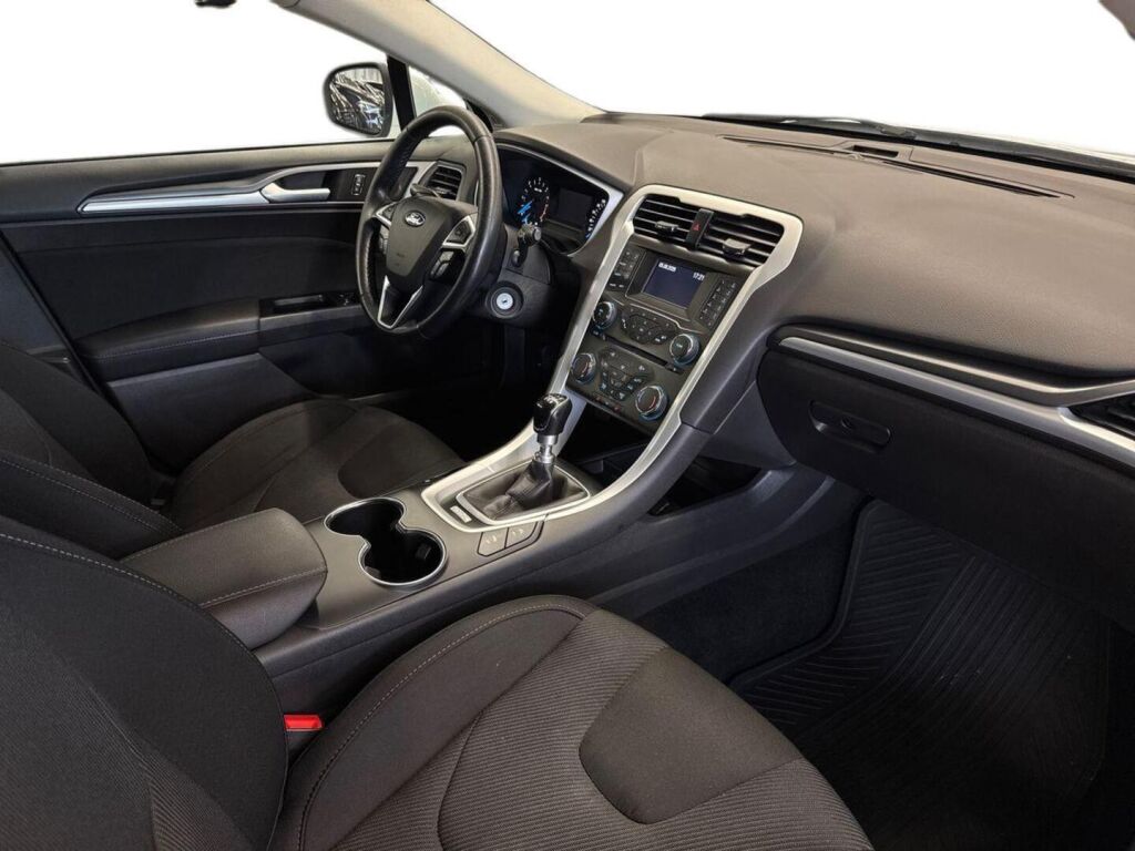 Ford Mondeo 2017 Valkoinen