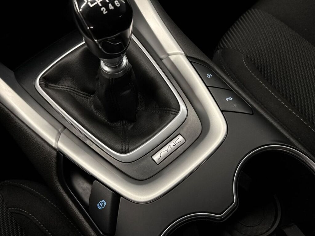 Ford Mondeo 2017 Valkoinen