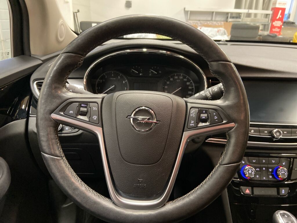 Opel Mokka 2017 Punainen