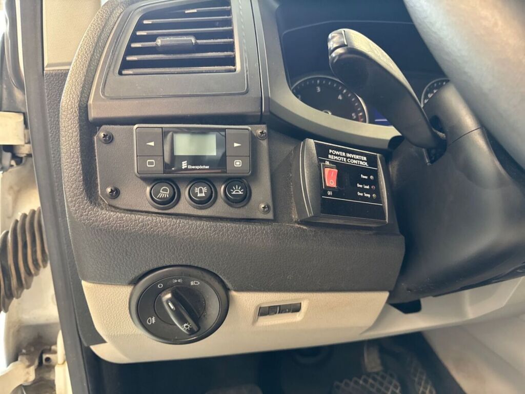 Volkswagen Transporter 2017 Valkoinen