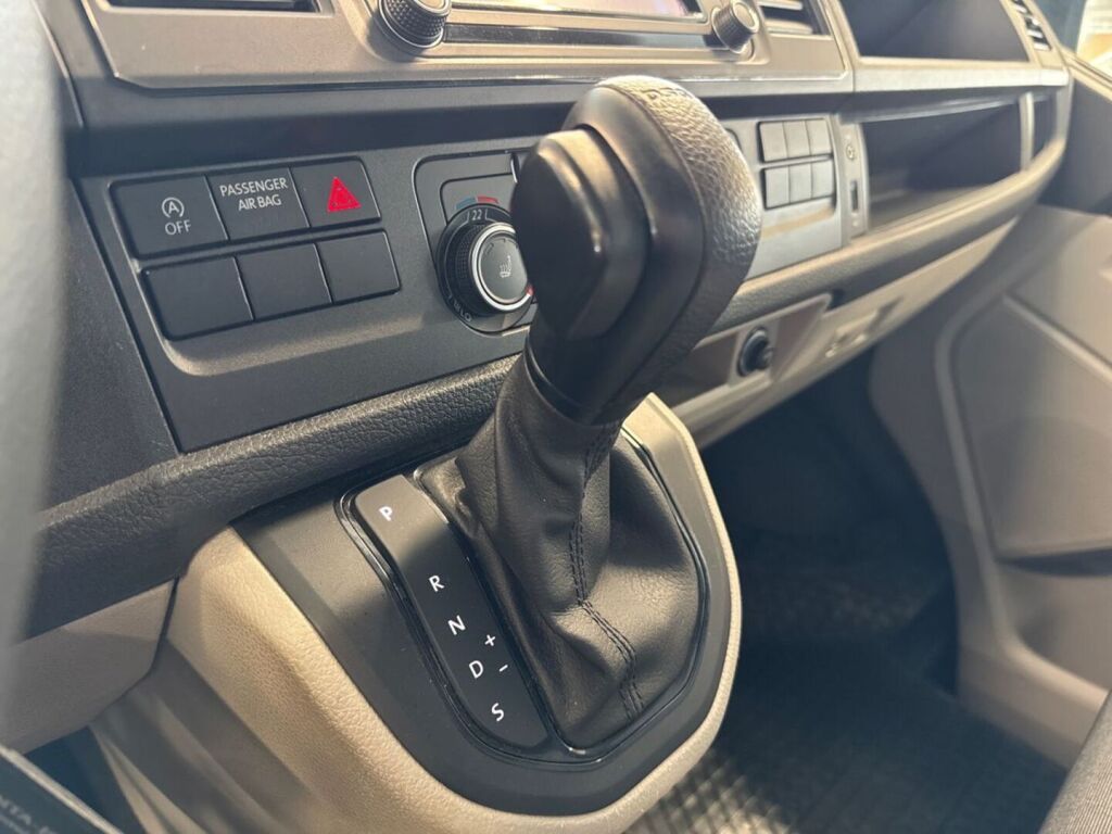 Volkswagen Transporter 2017 Valkoinen