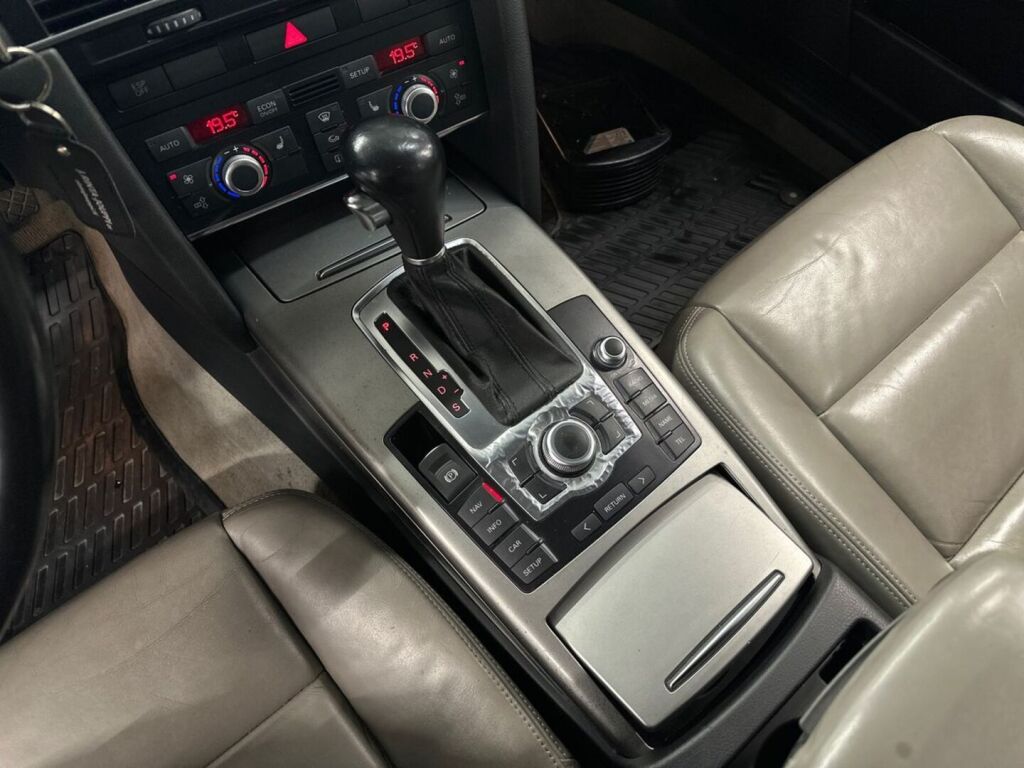 Audi A6 allroad quattro 2006 Musta