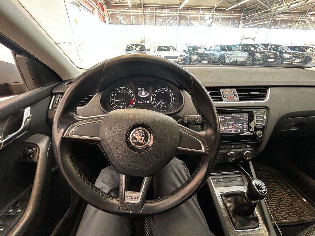 Skoda Octavia 2014 Harmaa