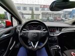 Opel Astra 2017 Punainen