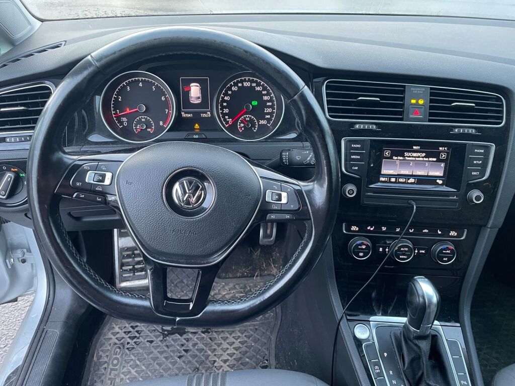 Volkswagen Golf 2017 Hopea