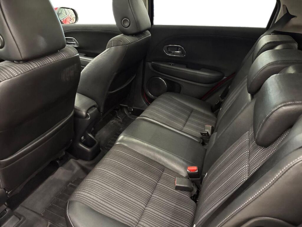 Honda HR-V 2017 Punainen