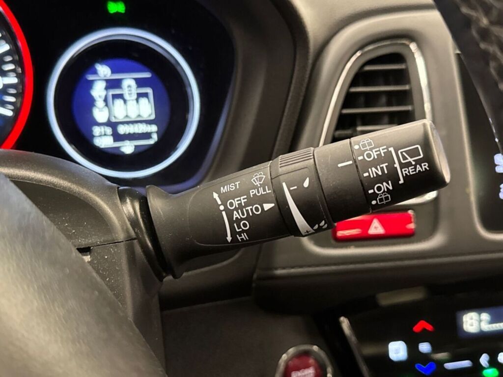 Honda HR-V 2017 Punainen