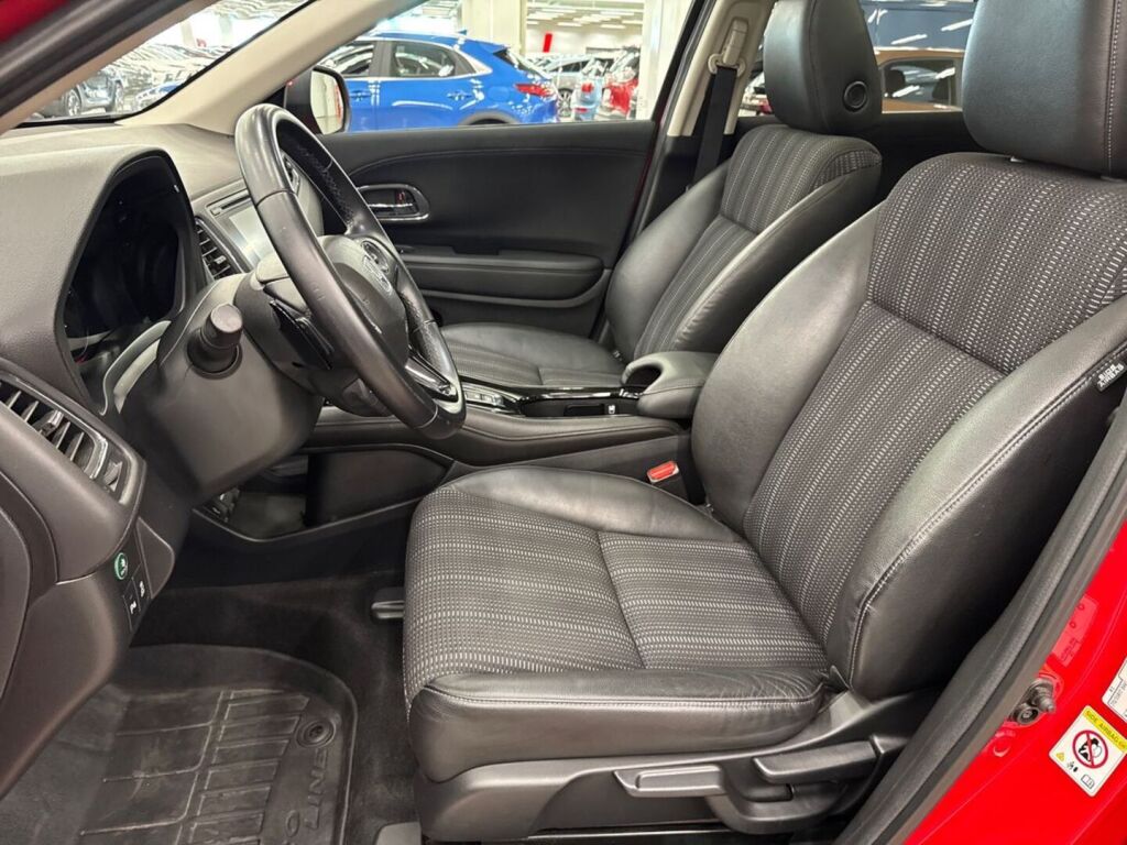 Honda HR-V 2017 Punainen