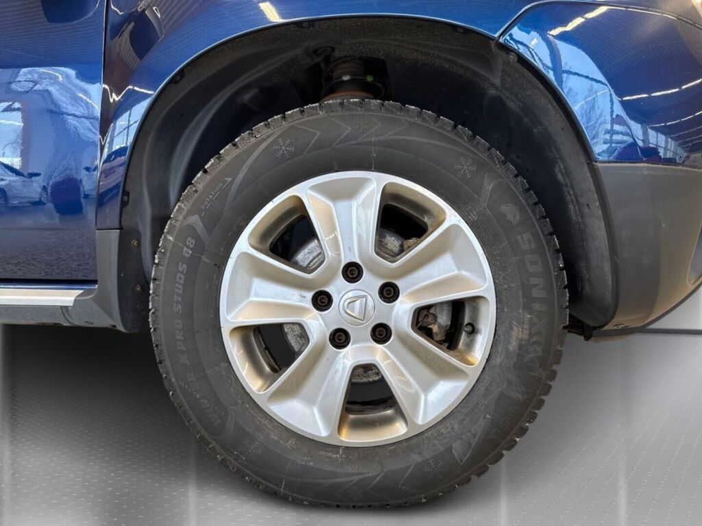 Dacia Duster 2017 Sininen