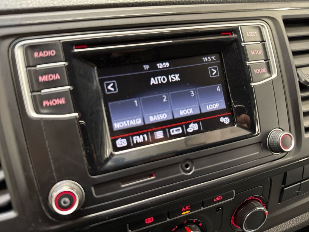 Volkswagen Transporter 2017 Valkoinen