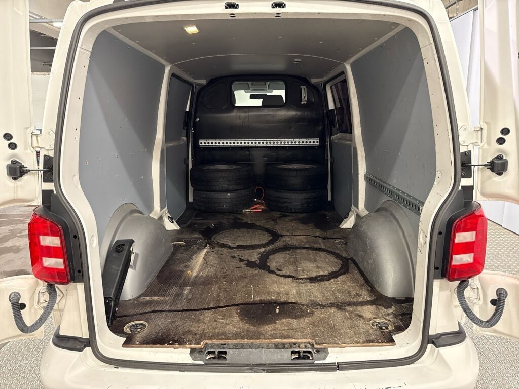Volkswagen Transporter 2017 Valkoinen
