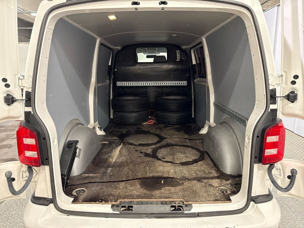 Volkswagen Transporter 2017 Valkoinen