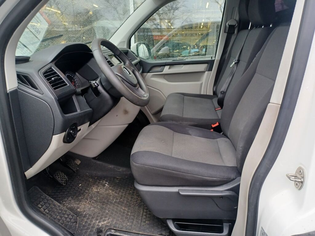 Volkswagen Transporter 2017 Valkoinen