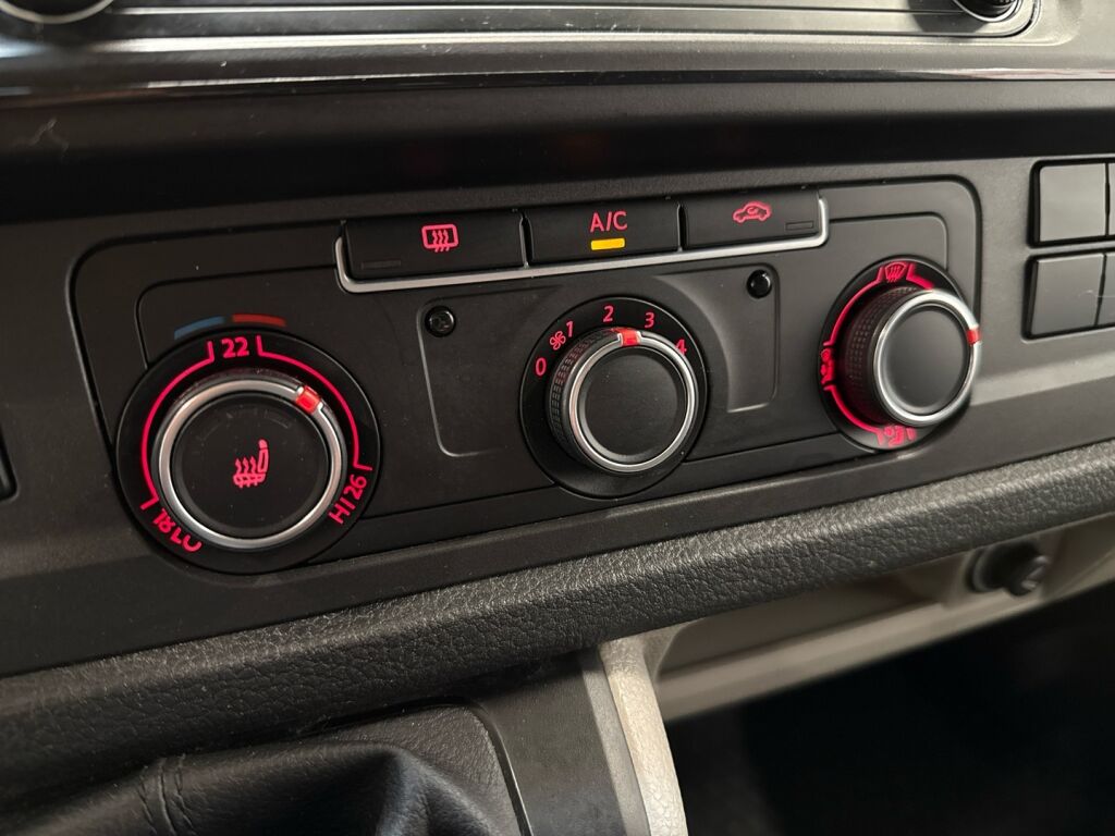 Volkswagen Transporter 2017 Valkoinen