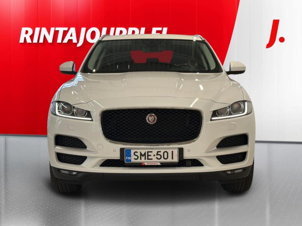 Jaguar F-PACE 2017 Valkoinen