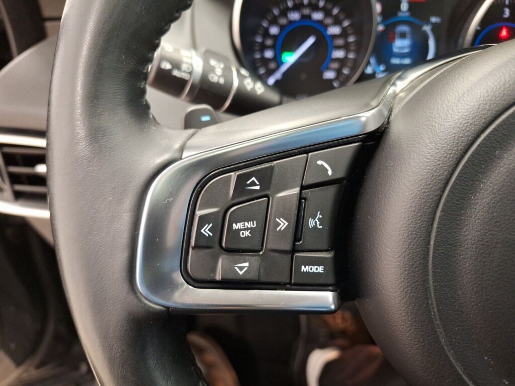 Jaguar F-PACE 2017 Musta