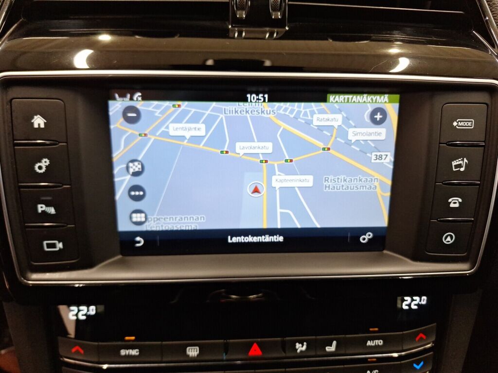 Jaguar F-PACE 2017 Musta