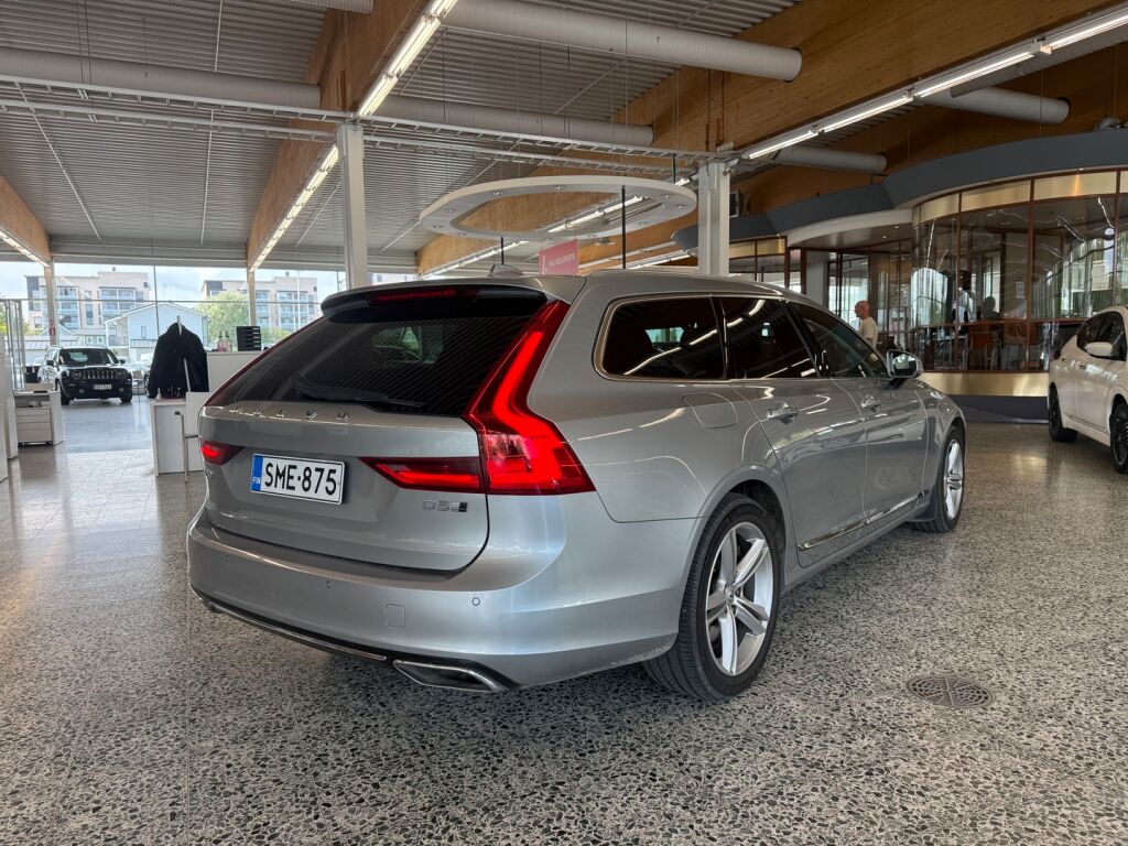 Volvo V90 2017 Harmaa