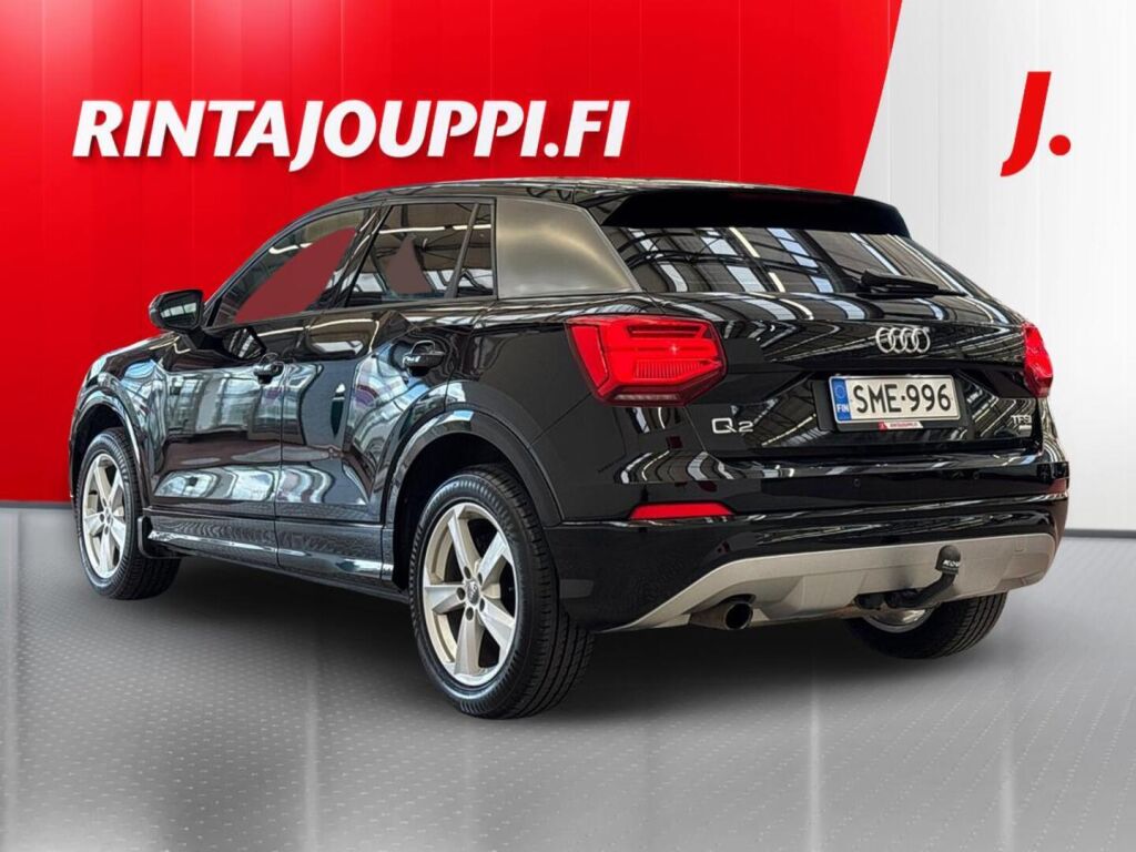 Audi Q2 2017 Musta