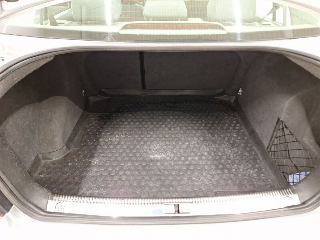 Volkswagen Bora 2003 Harmaa