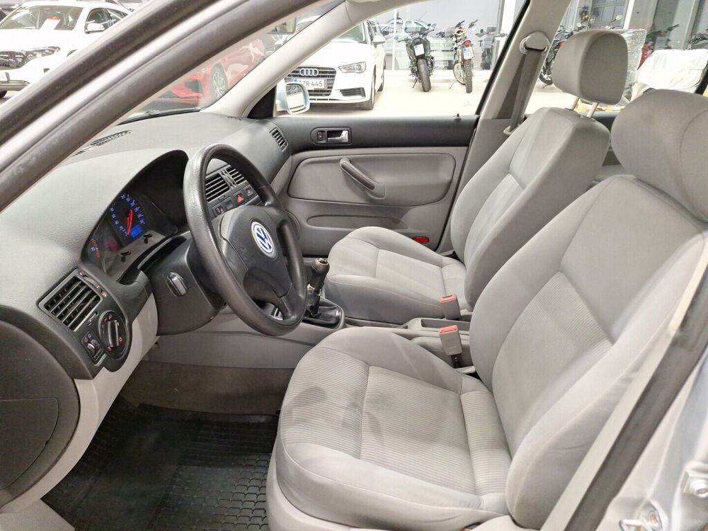 Volkswagen Bora 2003 Harmaa