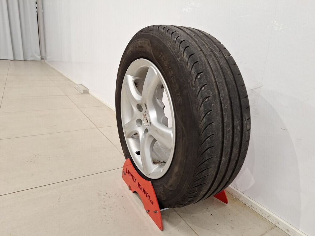 Volkswagen Bora 2003 Harmaa