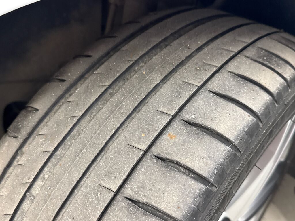 Volkswagen Golf 2018 Valkoinen