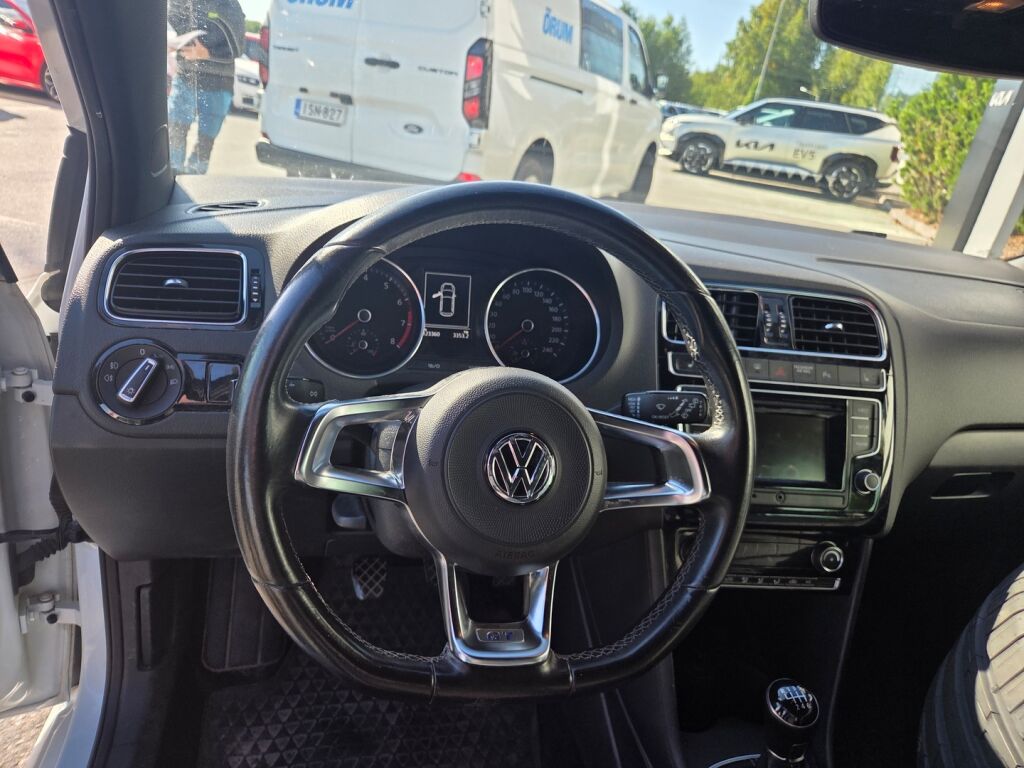 Volkswagen Polo 2017 Valkoinen