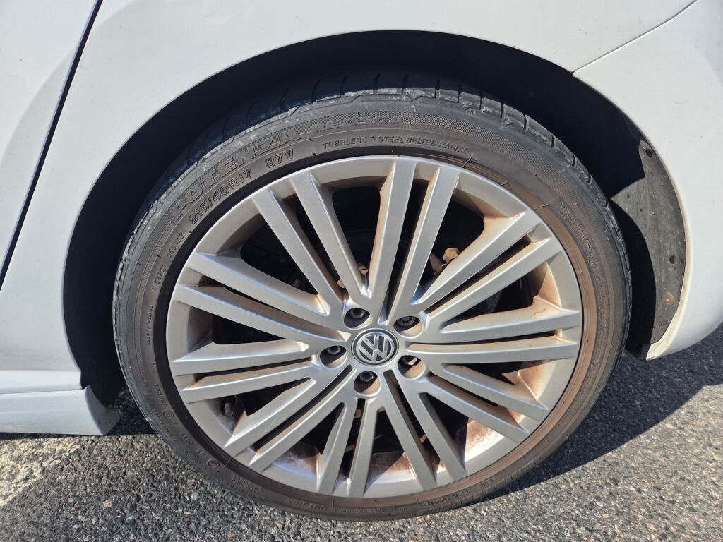 Volkswagen Polo 2017 Valkoinen