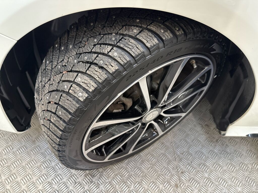 Mercedes-Benz A 2017 Valkoinen