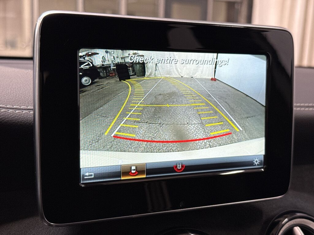 Mercedes-Benz A 2017 Valkoinen