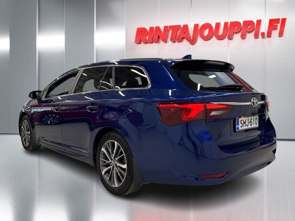 Toyota Avensis 2017 Sininen
