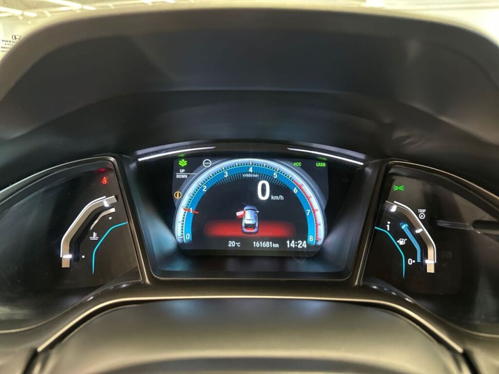 Honda Civic 2017 Punainen