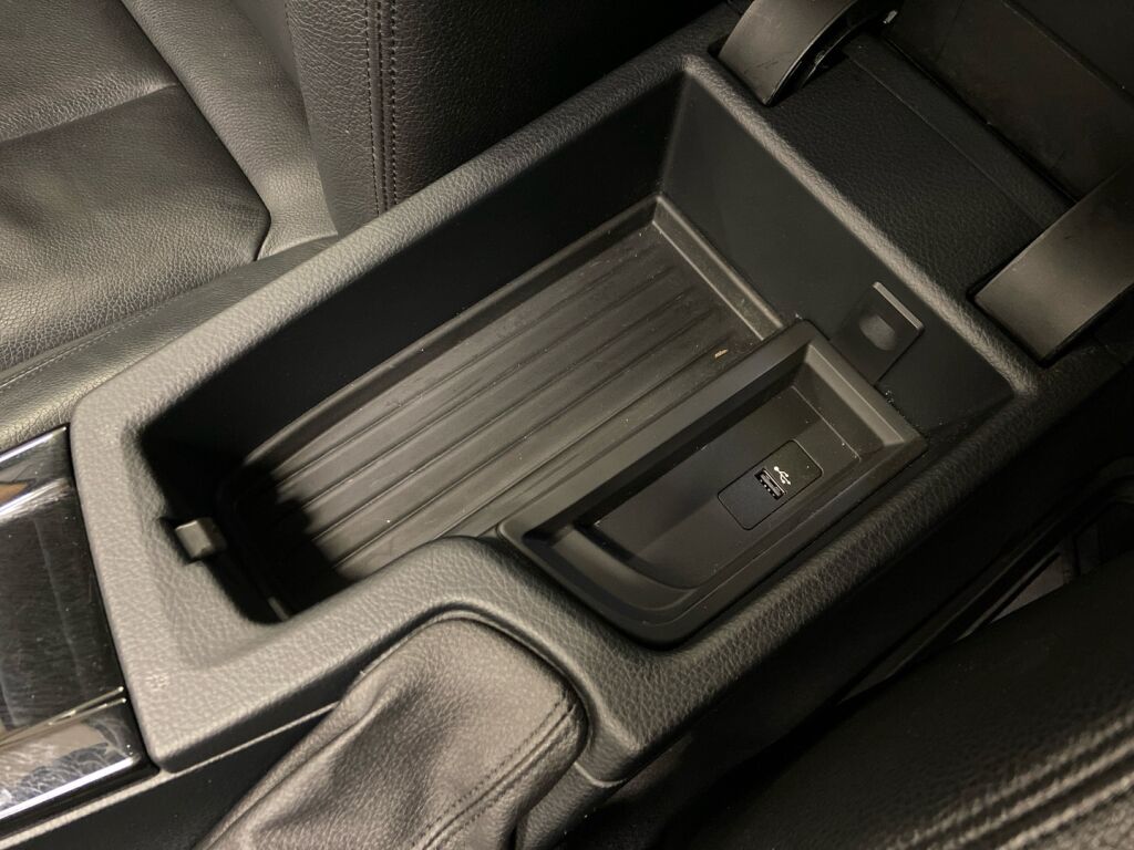 BMW 320 Gran Turismo 2018 Valkoinen