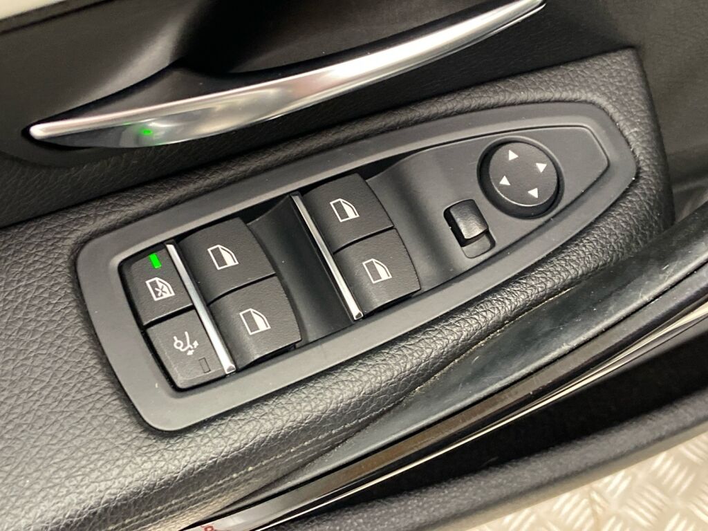 BMW 320 Gran Turismo 2018 Valkoinen