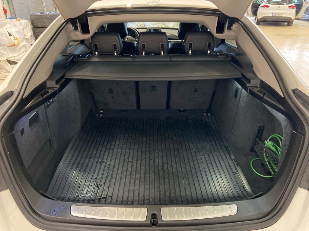 BMW 320 Gran Turismo 2018 Valkoinen