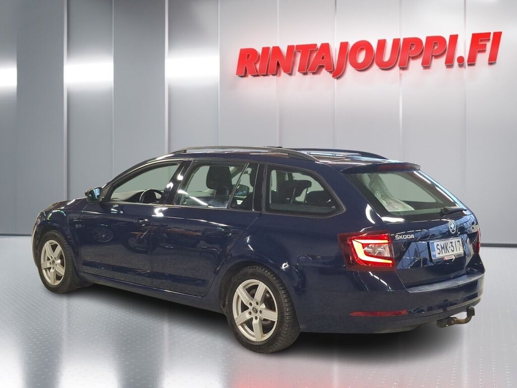 Skoda Octavia 2018 Sininen