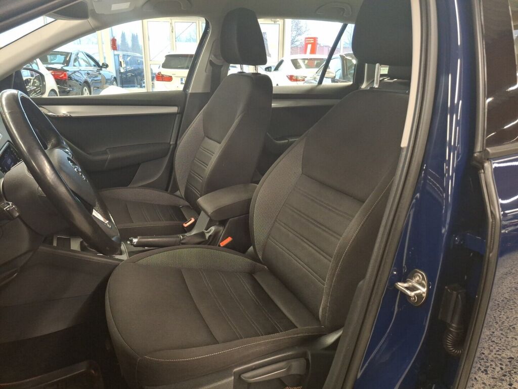 Skoda Octavia 2018 Sininen