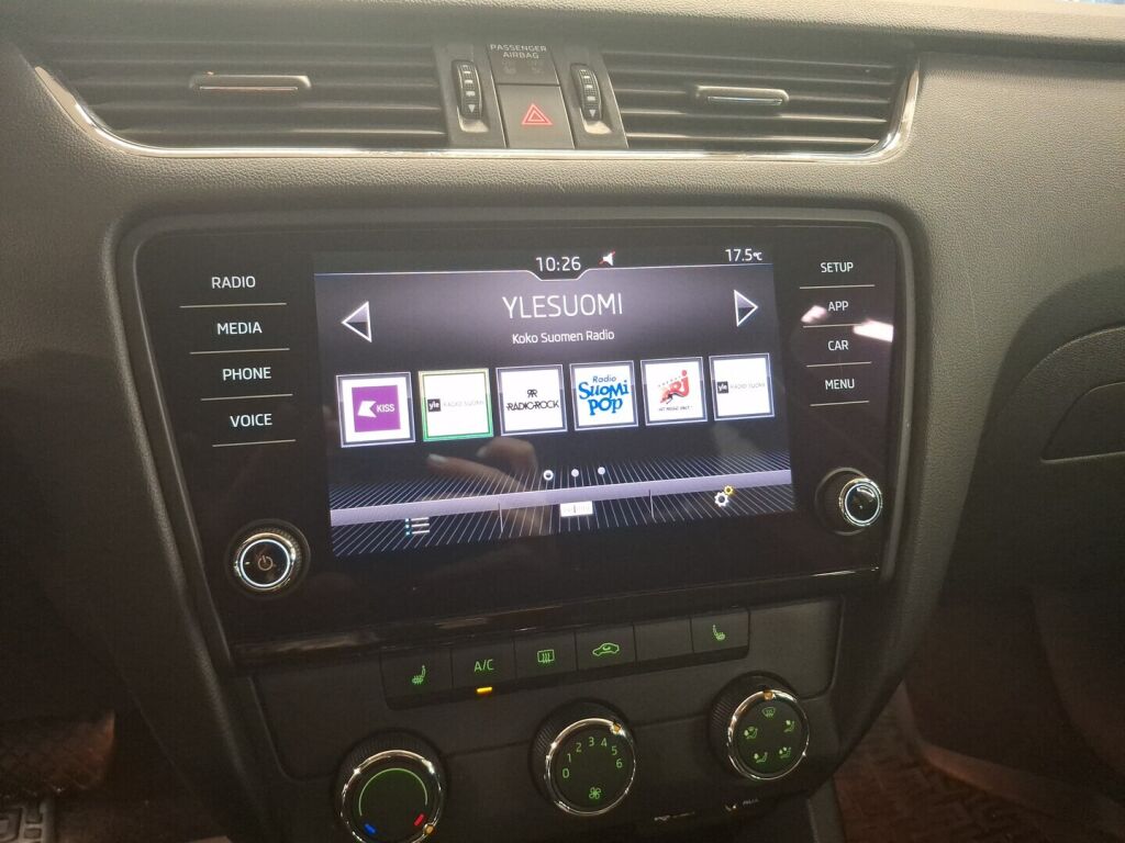 Skoda Octavia 2018 Sininen