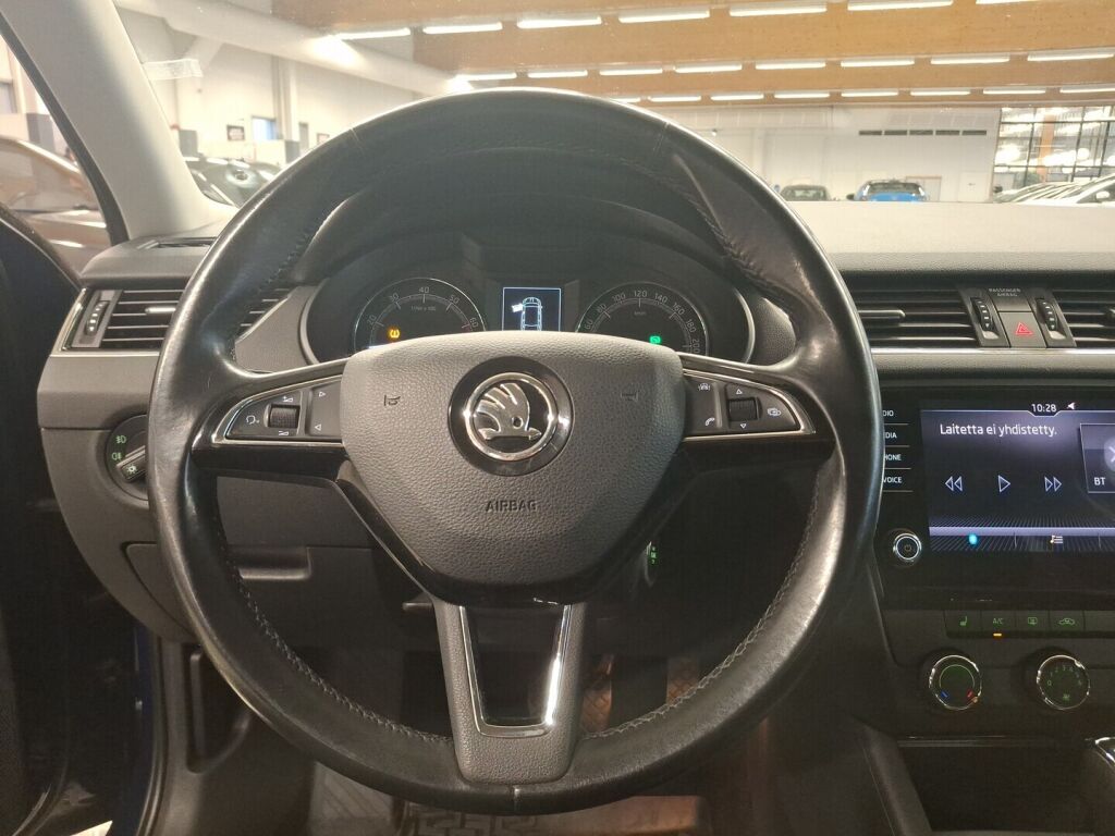 Skoda Octavia 2018 Sininen